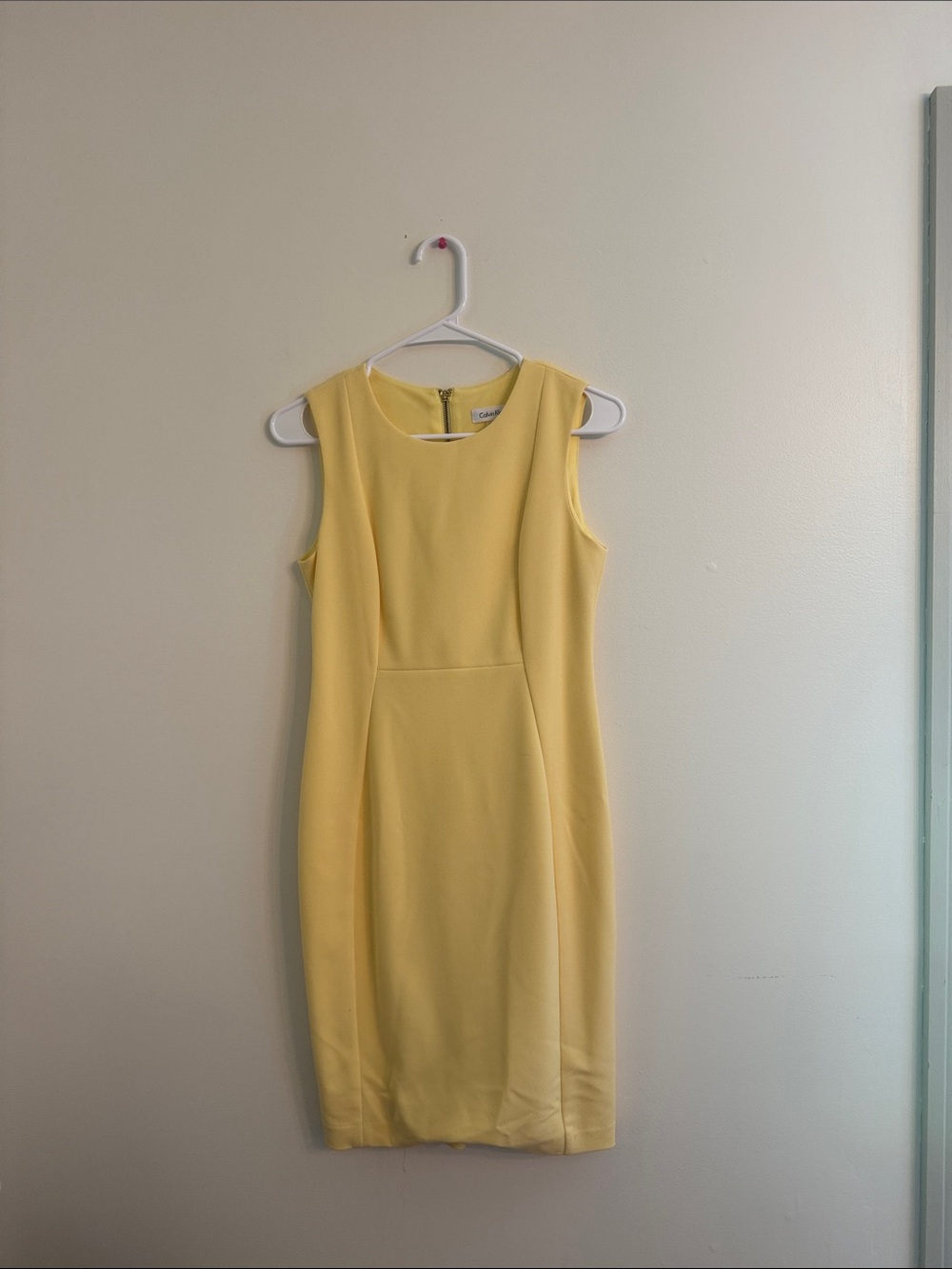 Calvin Klein Sleeveless Lemon Sheath Dress
